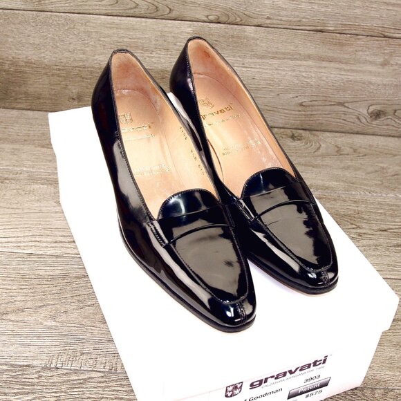 * NEW * $575 Bergdorf Goodman GRAVATI Women's 9.5 M Pumps 3903 * add $15 Trees - Picture 1 of 15